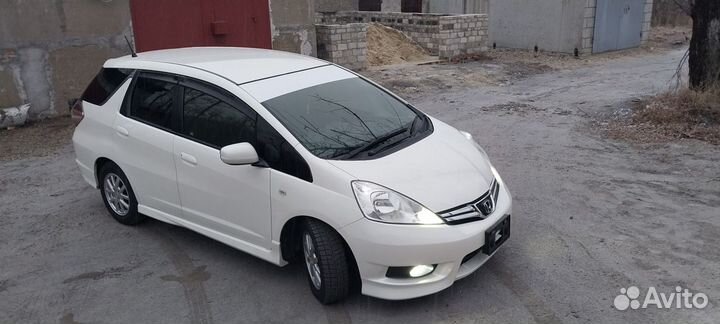 Honda Fit Shuttle 1.5 CVT, 2012, 141 000 км