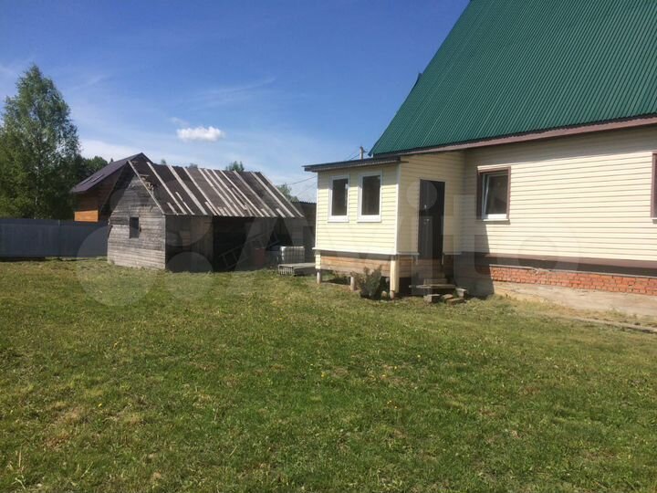 Дом 210 м² на участке 15 сот.