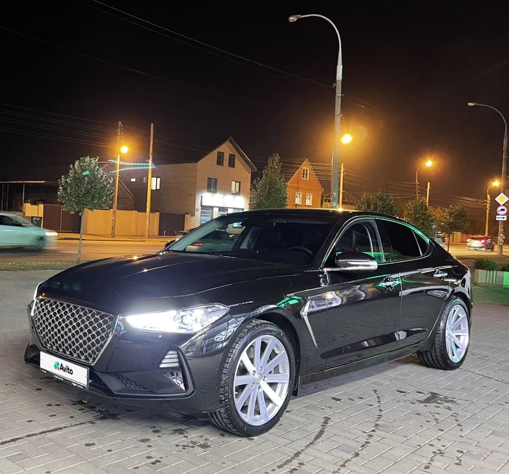 Genesis G70: фото владельца