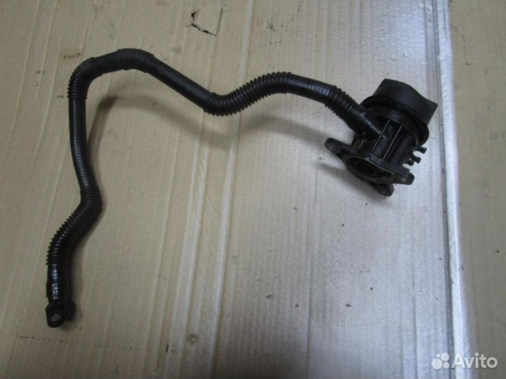 Маслозаливная горловина w117 CLA-class 270.910