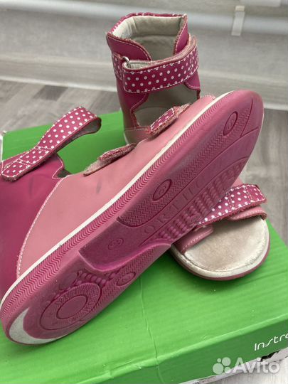 Босоножки для девочки