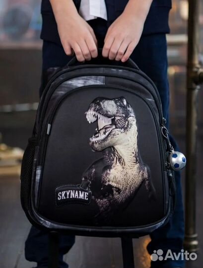 Рюкзак школьный для мальчика. Новый