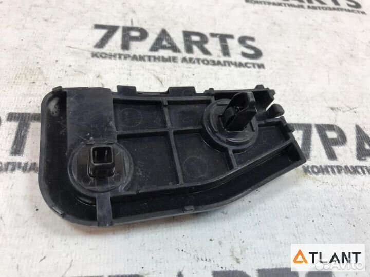 Крепление бампера задняя правая toyota mark X ZIO