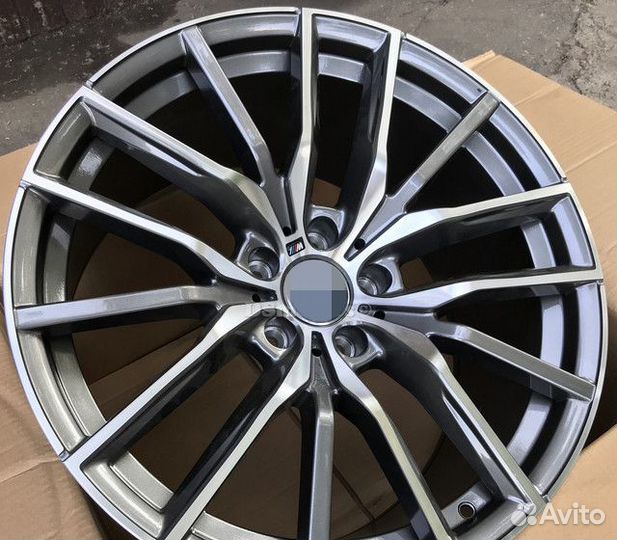 Диски R20 на BMW 742 М стиль