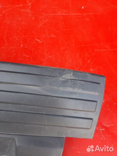 Накладка на бампер задняя Mitsubishi Pajero