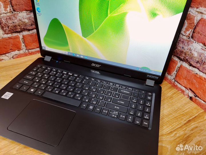 Ноутбук Acer процессор i3-10 12gb для игр работы