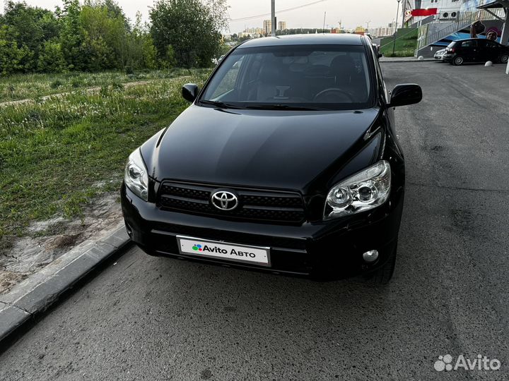 Toyota RAV4 2.0 AT, 2006, 193 000 км