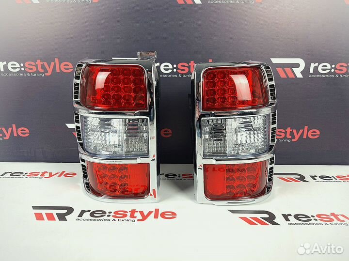 Стопы Mitsubishi Pajero 32 Красно-белые