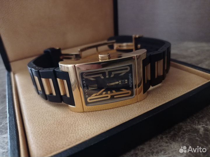 Золотые часы Bvlgari Rettangolo 750 пробы