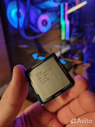 Intel Core i3 3220 LGA 1155 + штатный кулер
