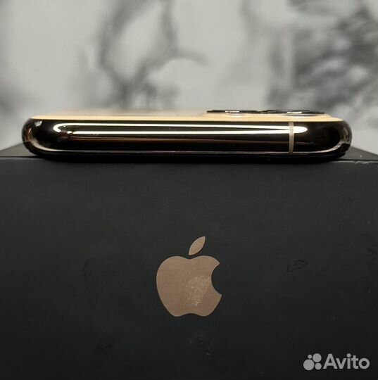 iPhone 11 Pro, 64 ГБ