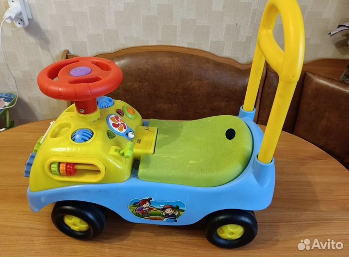 Машинка-каталка