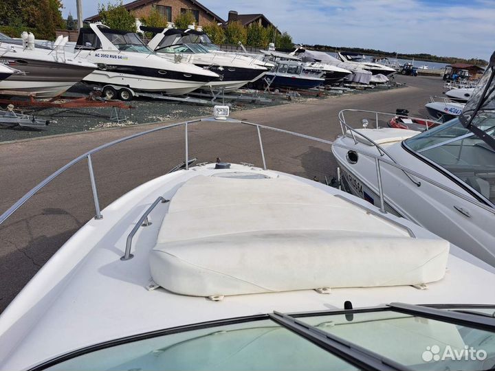 Каютный катер Larson 274 Cabrio