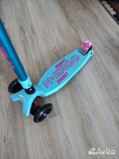 Самокат светящиеся колëса