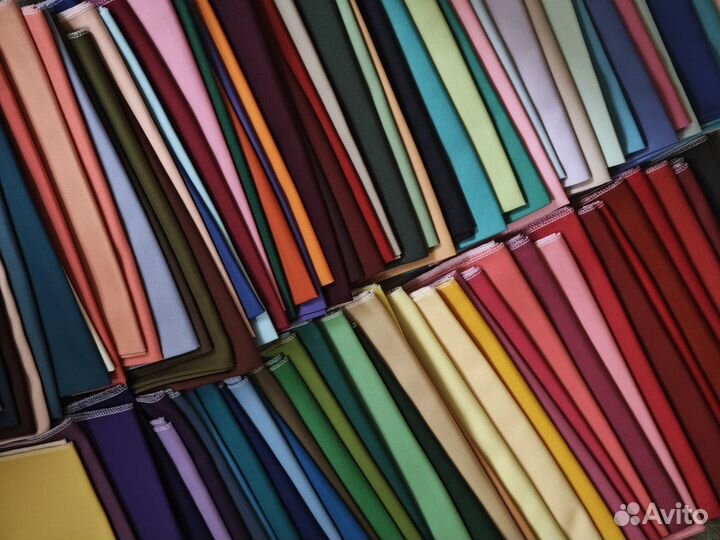 Стилист (гардероб, цветотип, примерка париков)