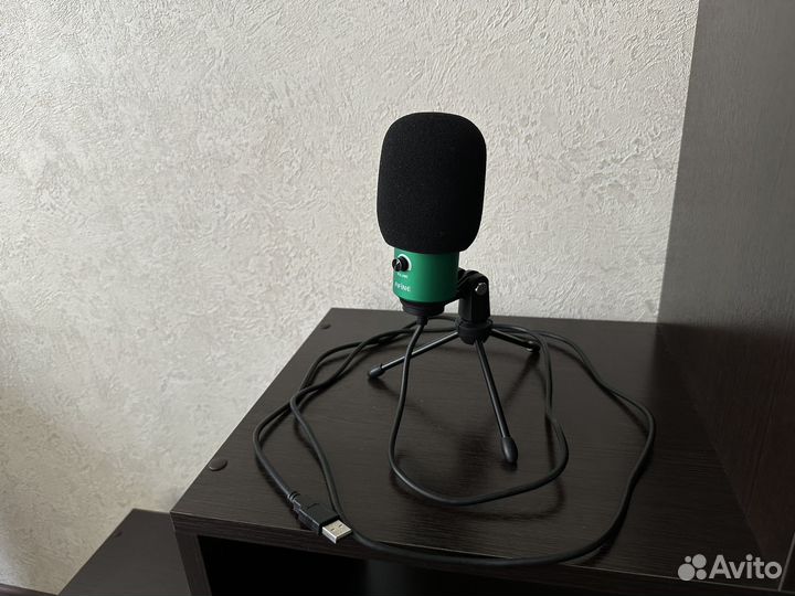 Микрофон студийный fifine k669G