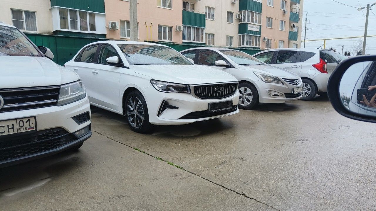 Geely Emgrand: фото владельца