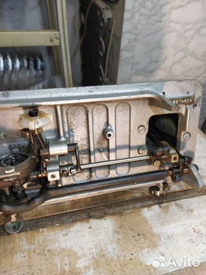 Швейная машина Чайка 3