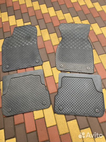 Автомобильные коврики бу резиновые