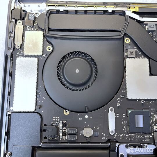 MacBook Pro 15 2017 Мать/Разборка (Без ремонта)