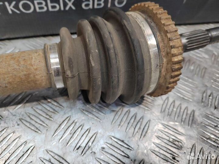 Привод левый Peugeot 206 1.4 KFW 2001