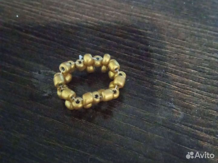 Кольцо из бисера