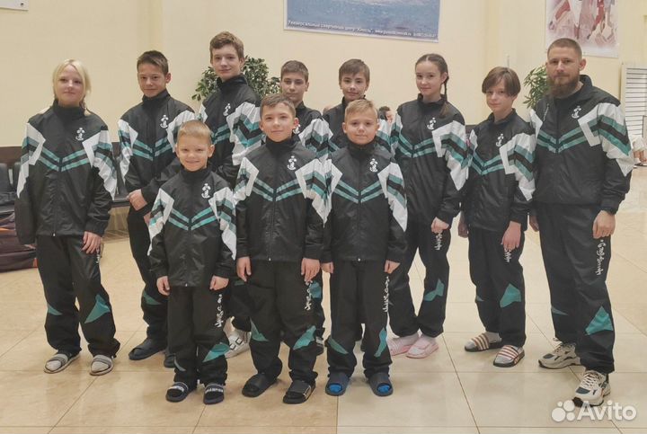 Ветрозащитный костюм на команду на заказ