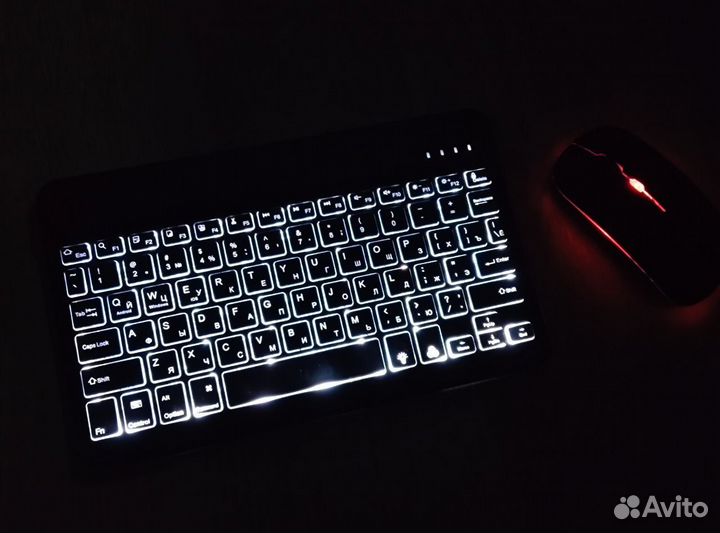 Клавиатура беспроводная с подсветкой