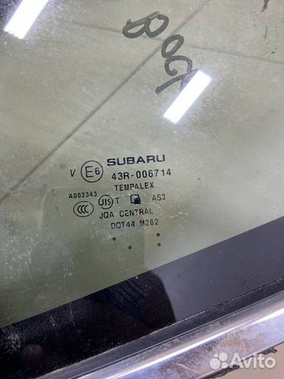 Стекло кузовное глухое левое Subaru Legacy