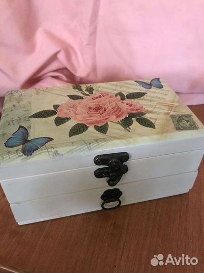 Шкатулка для украшений