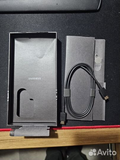 Samsung Galaxy S25 Ultra, 12/256 ГБ