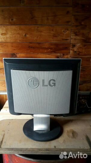 Монитор LG