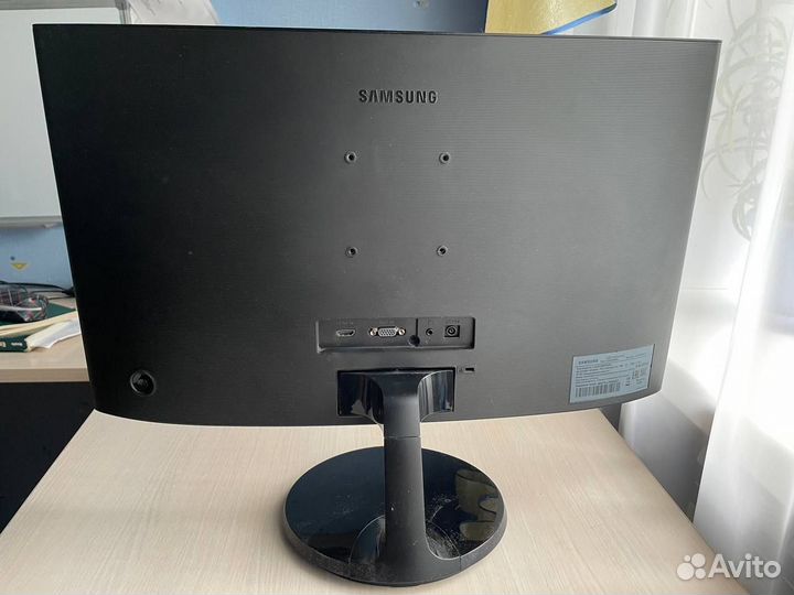 Монитор samsung