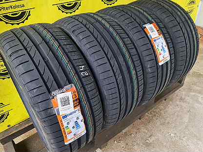 Tracmax X-Privilo TX3 245/40 R18 97