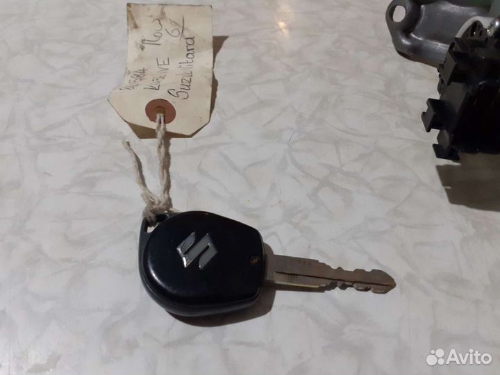 Замок с ключом на suzuki grand vitara