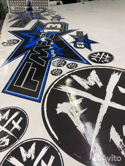 Печать баннеров,стикеров, плакатов, пресс волл