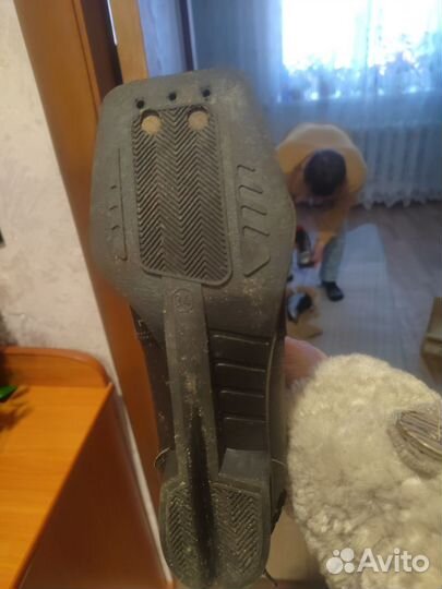 Лыжные ботинки