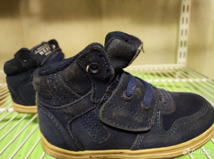 Продам детские ботинки ricosta р. 23