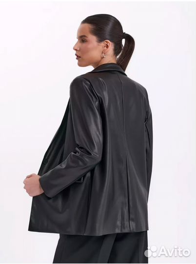 Кожаный пиджак