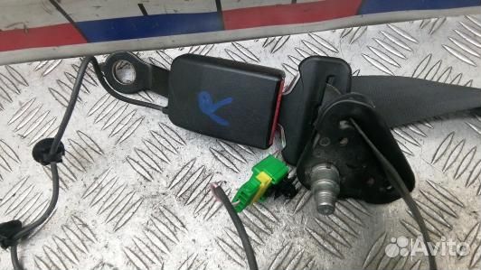 Ремень безопасности с пиропатроном сиденья передне