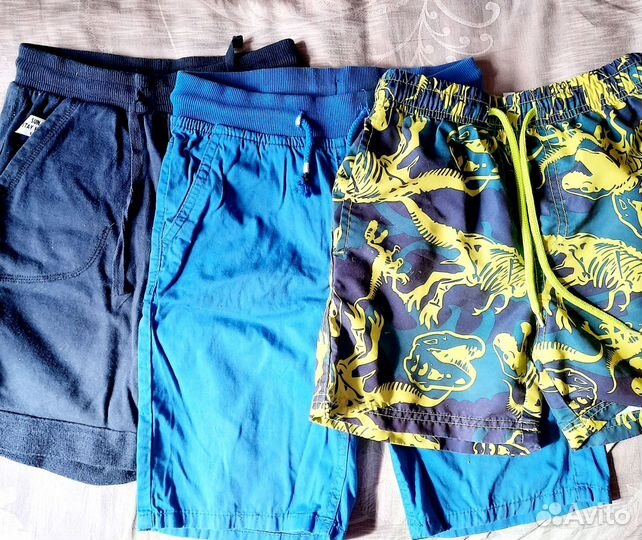 Футболки и шорты на мальчика р 134-140