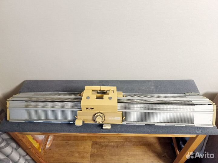 Двухфонтурная вязальная машина veritas 360