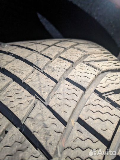 Continental ContiVikingContact 7 235/50 R19 103T