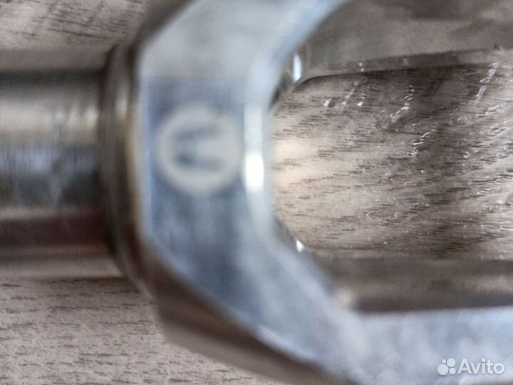 Вилка для трюкового самоката