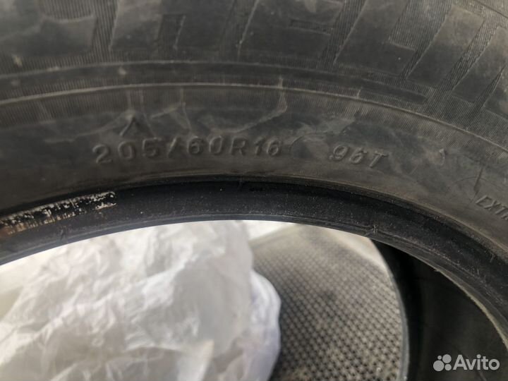 Michelin Pax Snow-ice 205/60 R16 96T