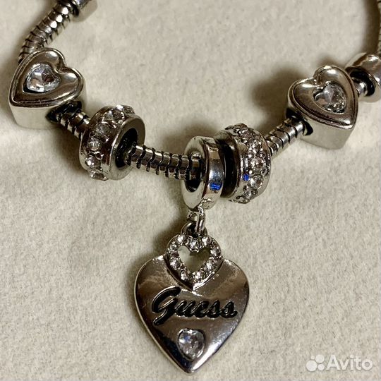 Браслет guess