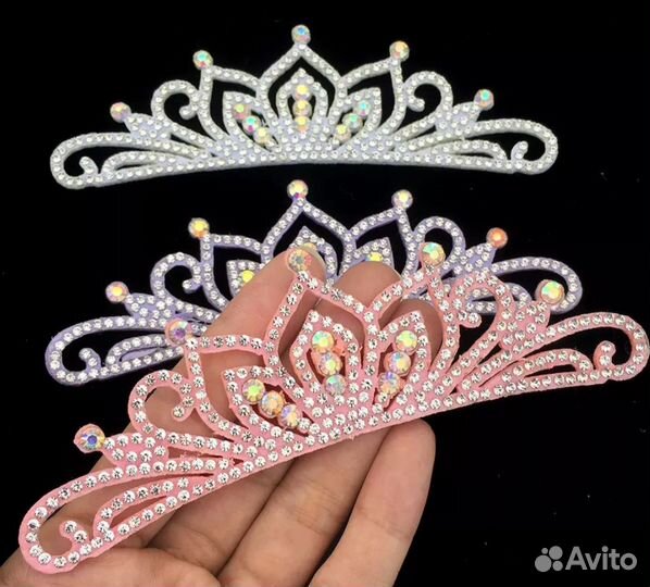 Украшение для волос на пучок для гимнастики