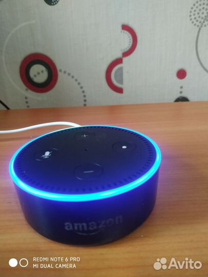 Продам умную колонку amazon alex