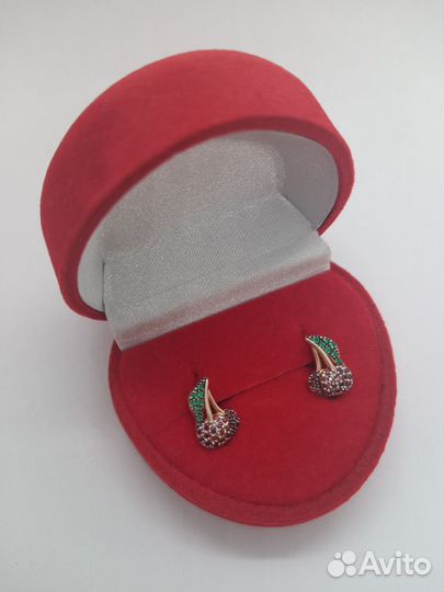 Золотые серьги (км)