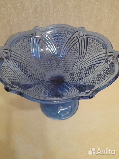 Ваза конфетница цветное стекло